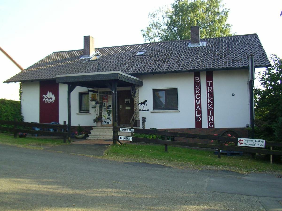 Gaestehaus Burgwald-Trekking Mittelsimtshausen Eksteriør billede